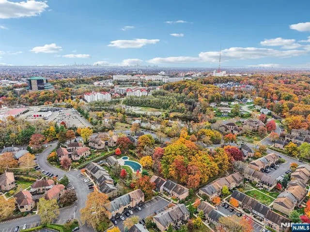 $408,000 | 181 Long Hill Road, Unit K5, Little Falls, NJ 07424