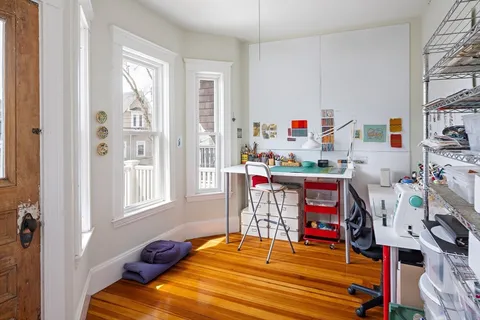 $1,750,000 | 9 Sanborn Avenue, Somerville, MA 02143