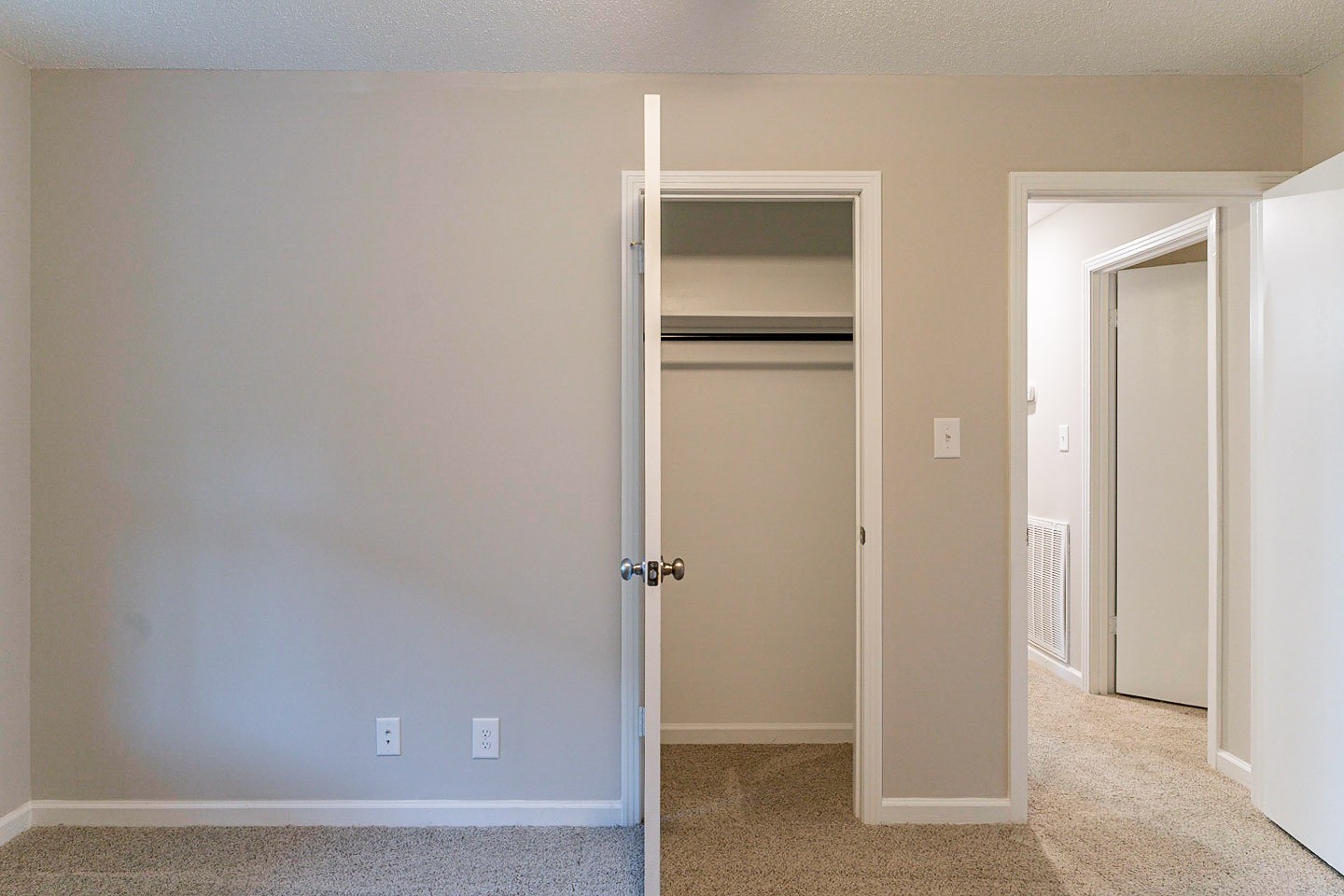 325 Lancaster Road Clarksville, TN 37042 - Photo 18 of 31 Gallery Image 18