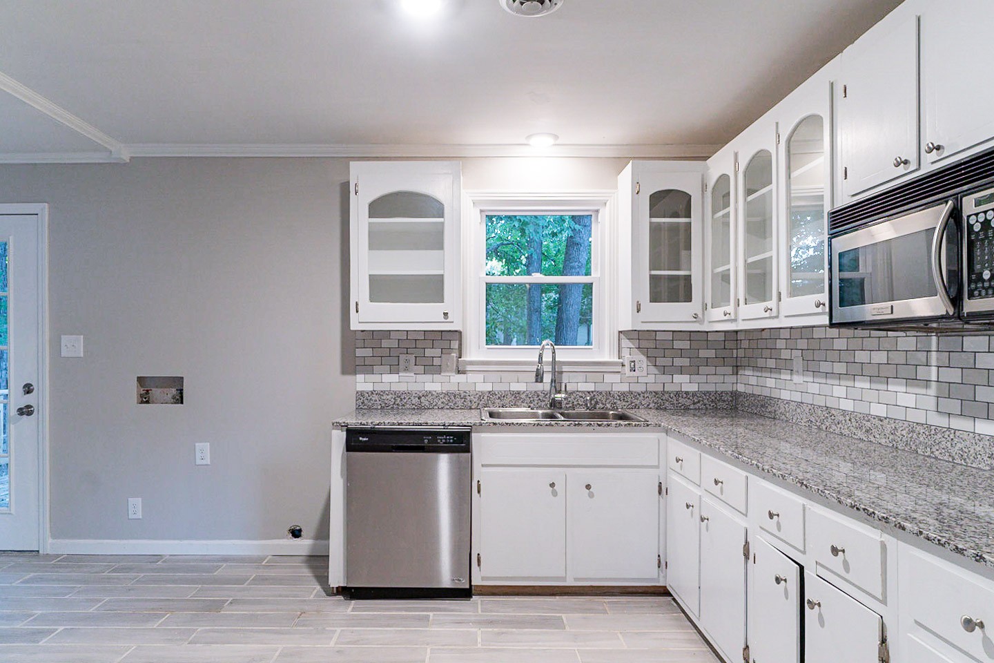 325 Lancaster Road Clarksville, TN 37042 - Photo 6 of 31 Gallery Image 6
