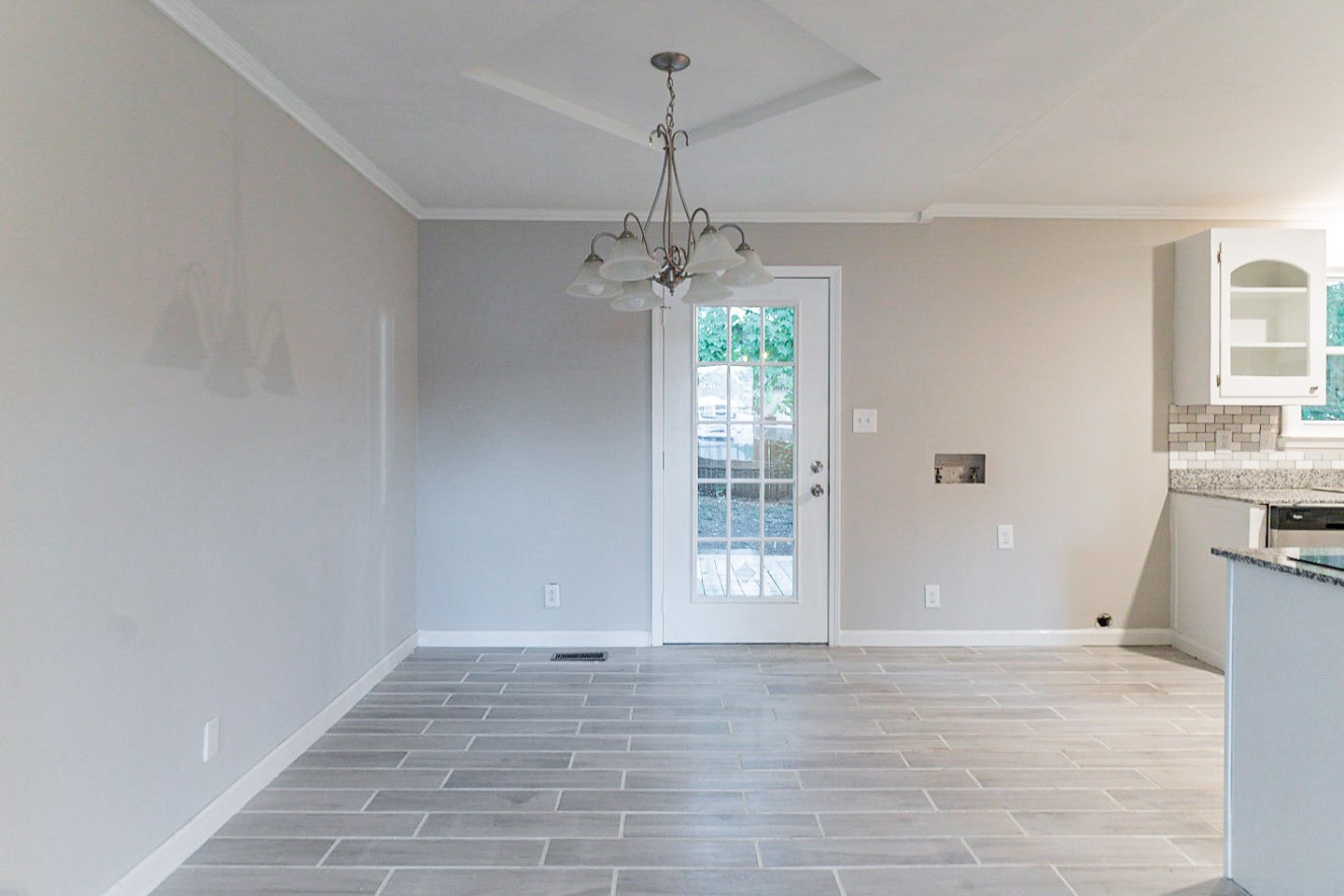 325 Lancaster Road Clarksville, TN 37042 - Photo 8 of 31 Gallery Image 8