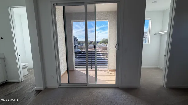 $2,695 | 26327 North 24th Glen, Phoenix, AZ 85085