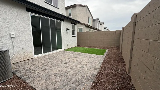 $2,695 | 26327 North 24th Glen, Phoenix, AZ 85085