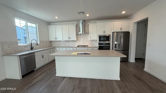 $2,695 | 26327 North 24th Glen, Phoenix, AZ 85085