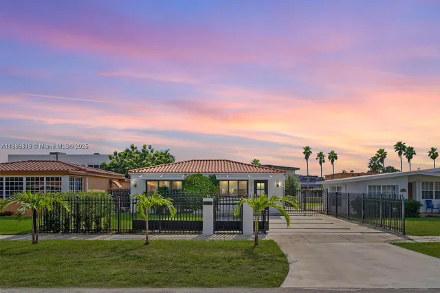 $787,000 | 6418 Southwest 39th Terrace, Miami, FL 33155