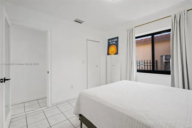 $787,000 | 6418 Southwest 39th Terrace, Miami, FL 33155