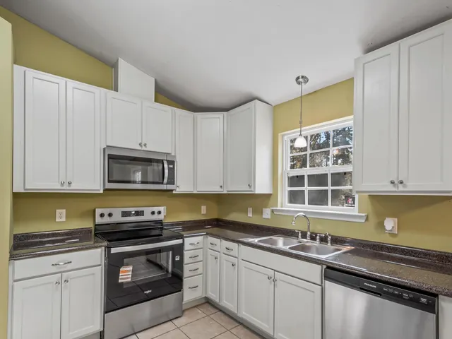 $279,900 | 2253 Natural Wells Drive, Tallahassee, FL 32305