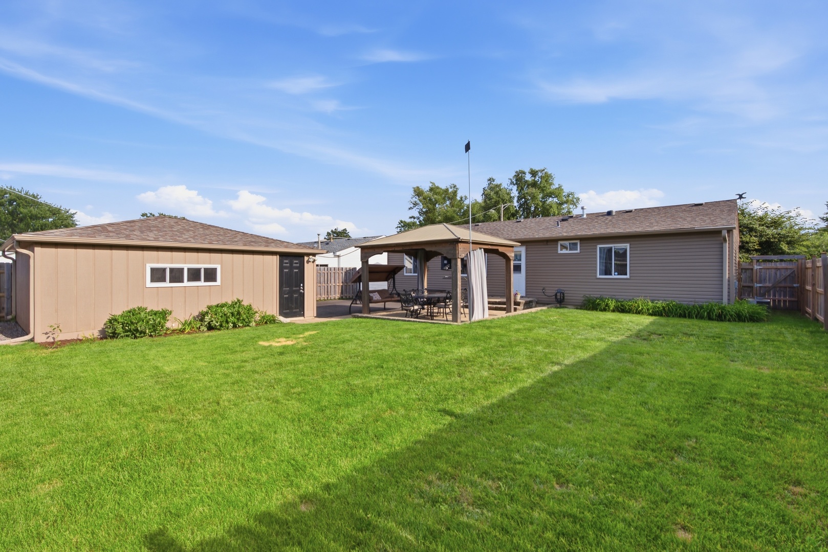 218 Hayes Avenue Romeoville, IL 60446 - Photo 13 of 15 Gallery Image 13