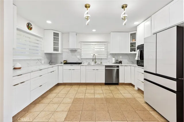 $5,000 | 11377 Gaynor Avenue, Granada Hills, CA 91344