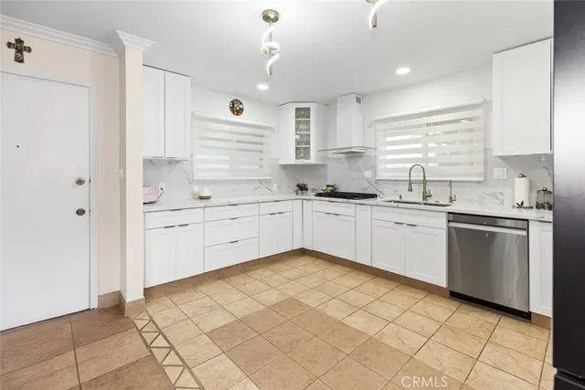 $5,000 | 11377 Gaynor Avenue, Granada Hills, CA 91344