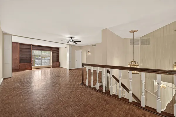 $2,950 | 7937 Woodway Drive, Houston, TX 77063