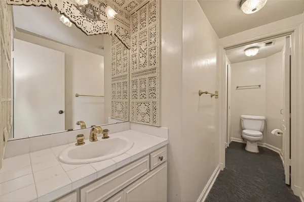 $2,950 | 7937 Woodway Drive, Houston, TX 77063