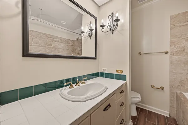 $2,950 | 7937 Woodway Drive, Houston, TX 77063