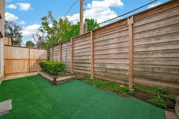 $2,950 | 7937 Woodway Drive, Houston, TX 77063