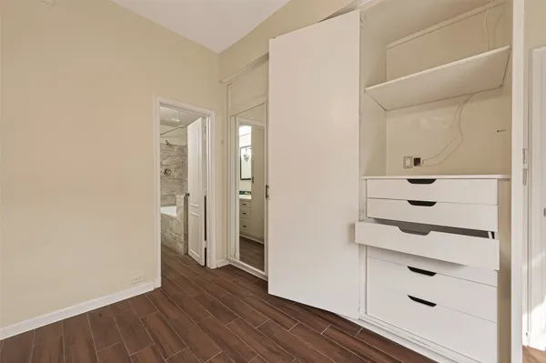 $2,950 | 7937 Woodway Drive, Houston, TX 77063