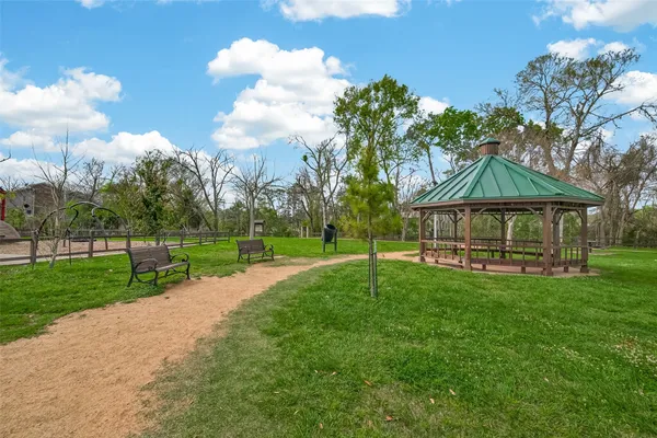 $2,950 | 7937 Woodway Drive, Houston, TX 77063