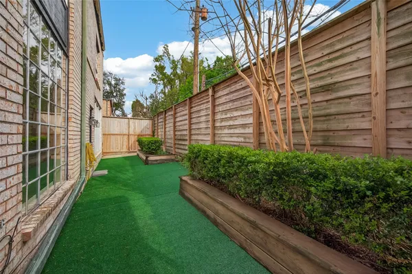 $2,950 | 7937 Woodway Drive, Houston, TX 77063