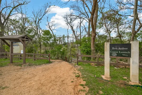 $2,950 | 7937 Woodway Drive, Houston, TX 77063