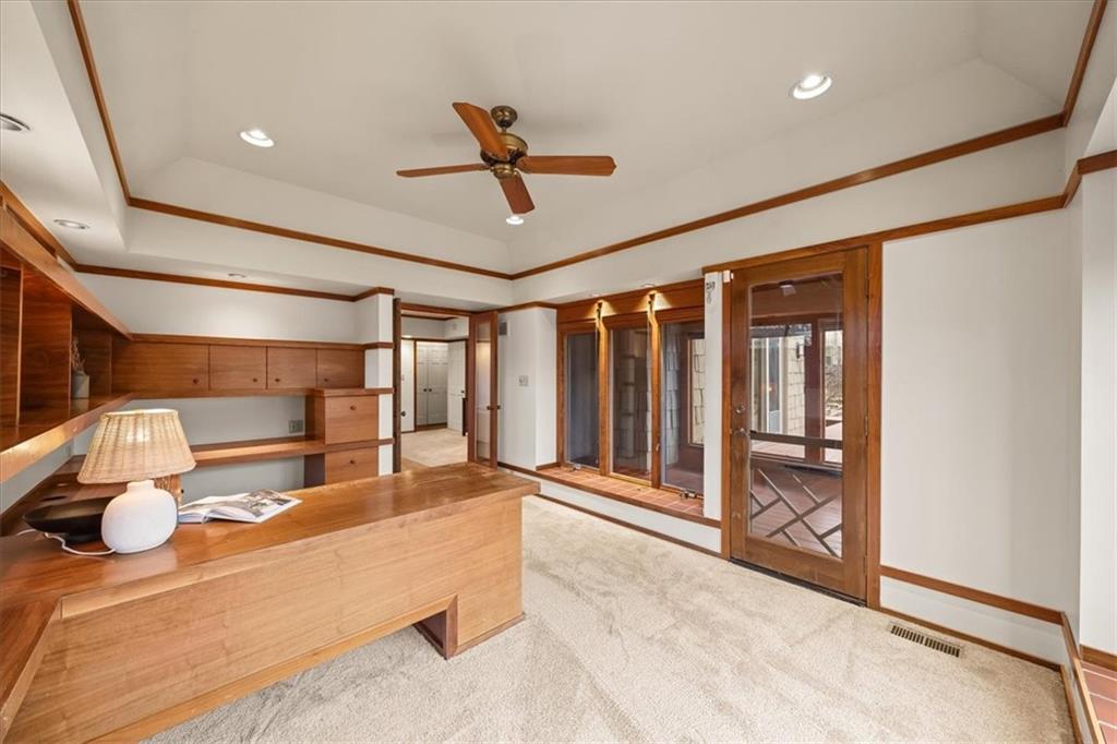 6600 Overhill Road Mission Hills, KS 66208 - Photo 23 of 37