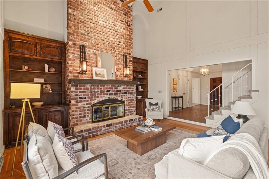 6600 Overhill Road Mission Hills, KS 66208 - Photo 9 of 37