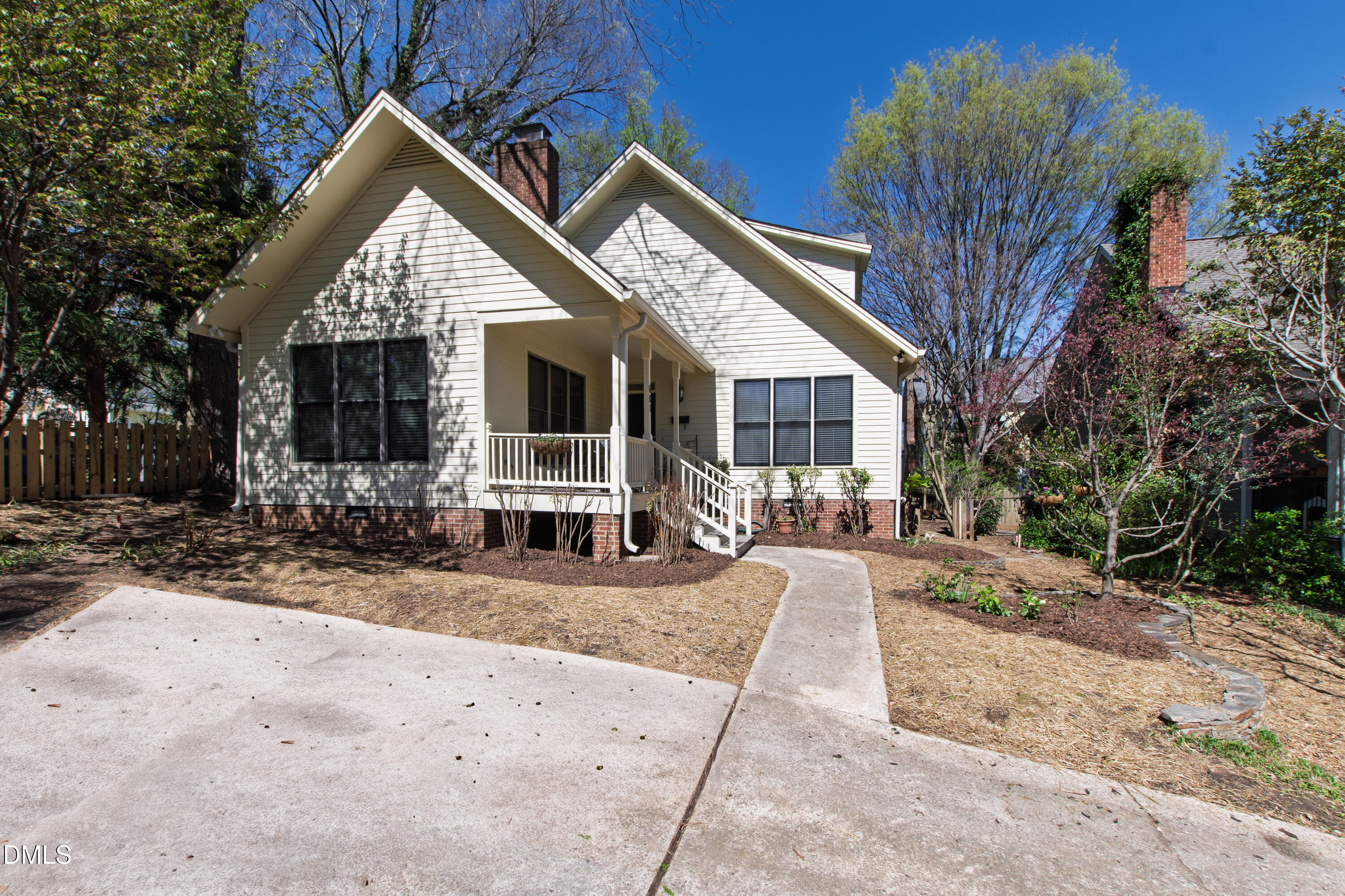 601 Latham Way Raleigh, NC 27604 - Photo 1 of 37 01