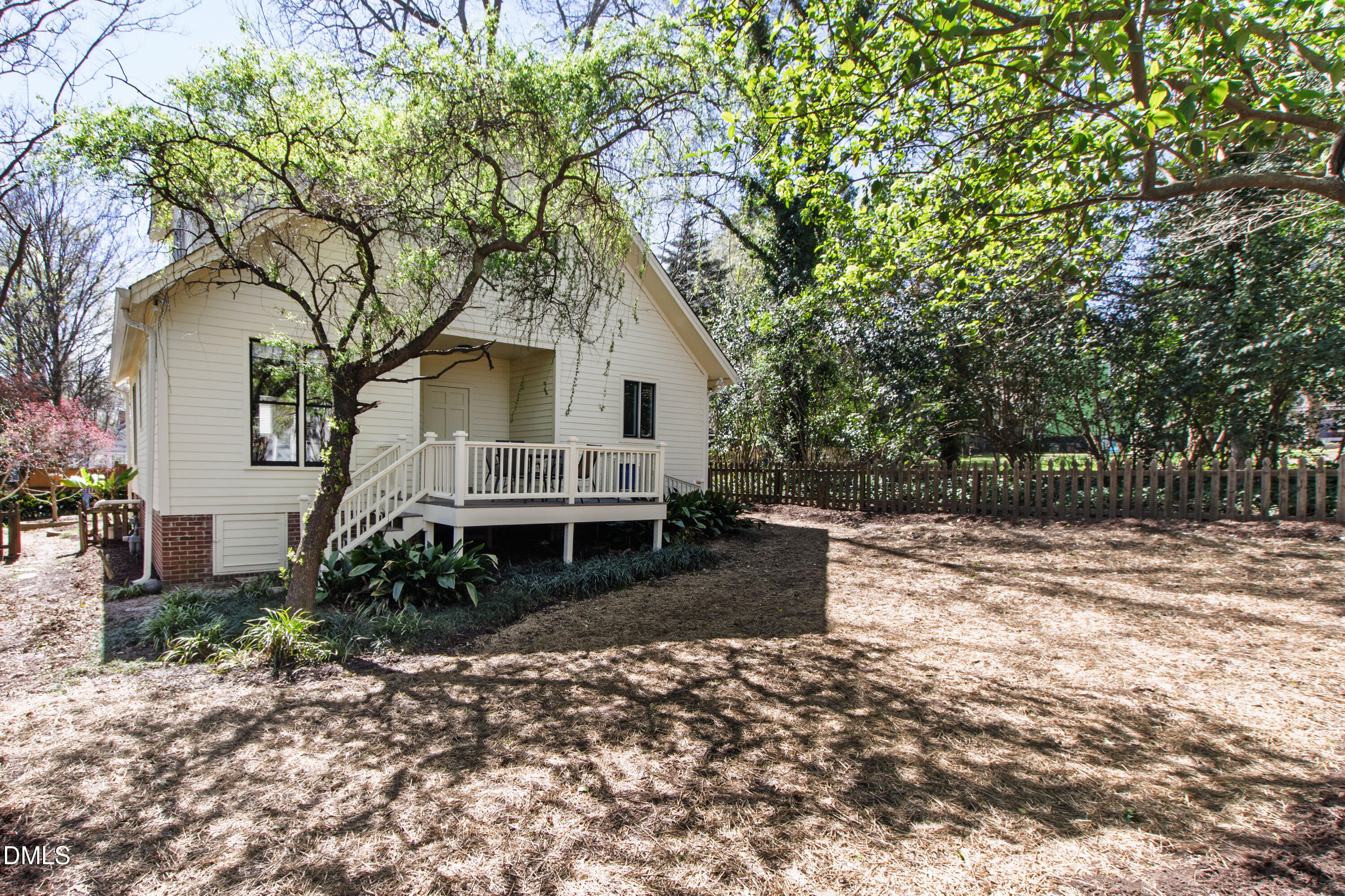 601 Latham Way Raleigh, NC 27604 - Photo 36 of 37 36