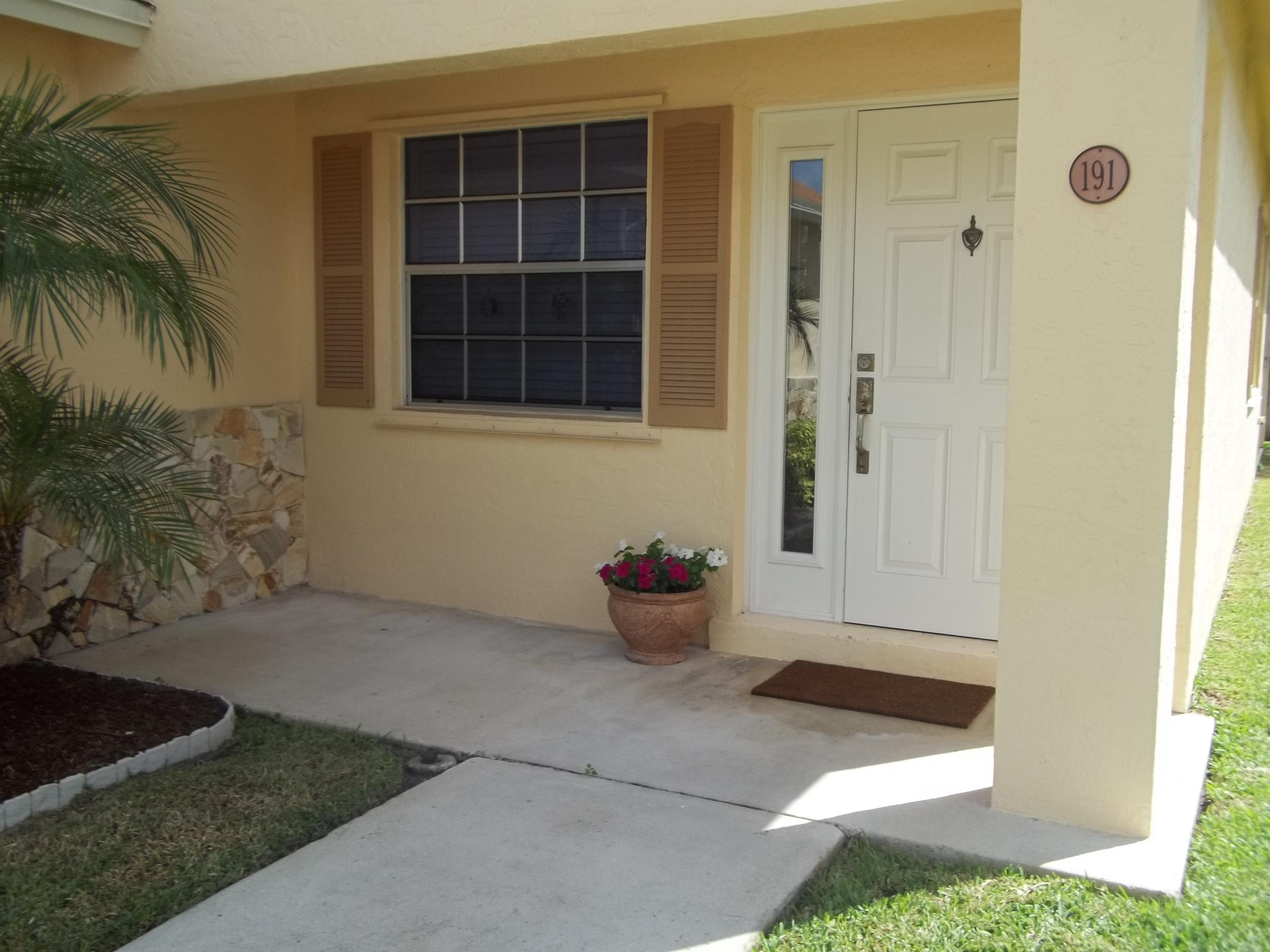 191 Raintree Trail Jupiter, FL 33458 - Photo 2 of 24 Front Entry