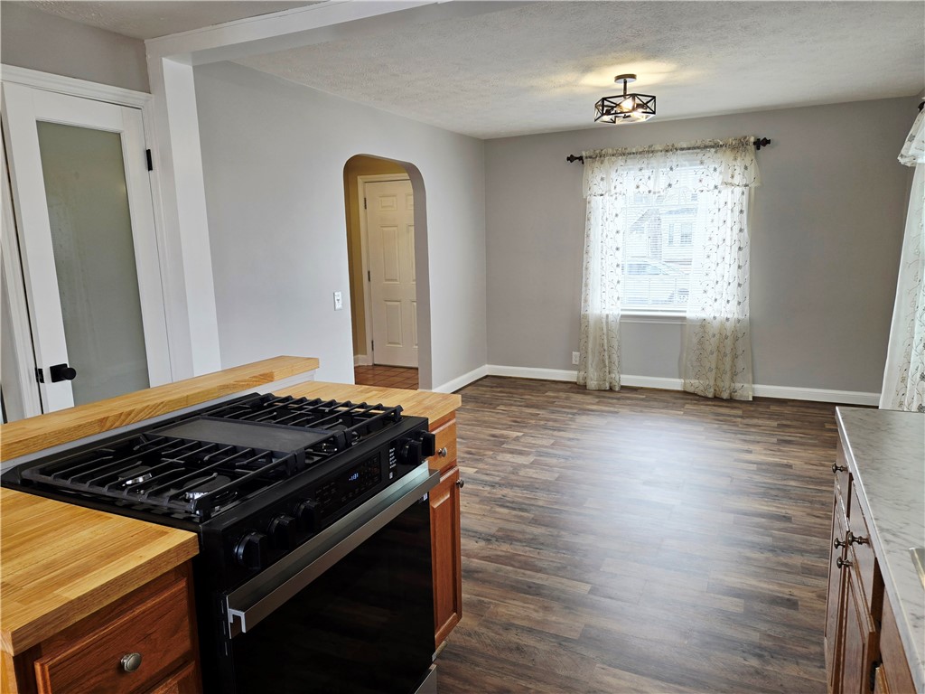 146 Burwell Road Irondequoit, NY 14617 - Photo 11 of 47