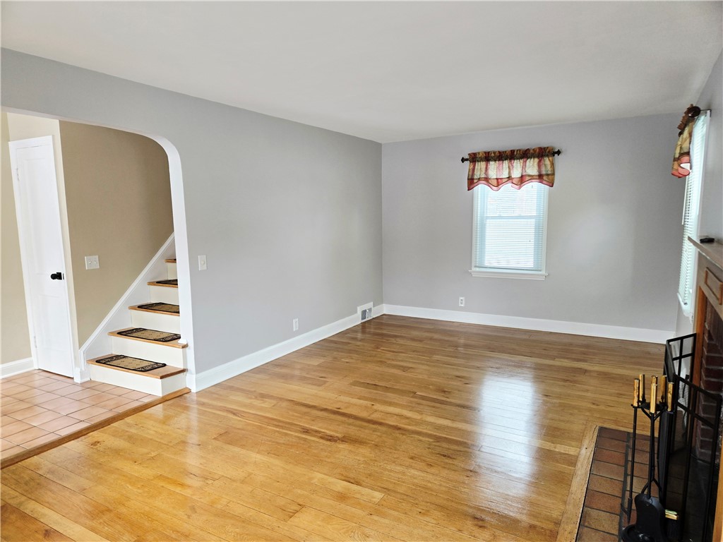 146 Burwell Road Irondequoit, NY 14617 - Photo 15 of 47