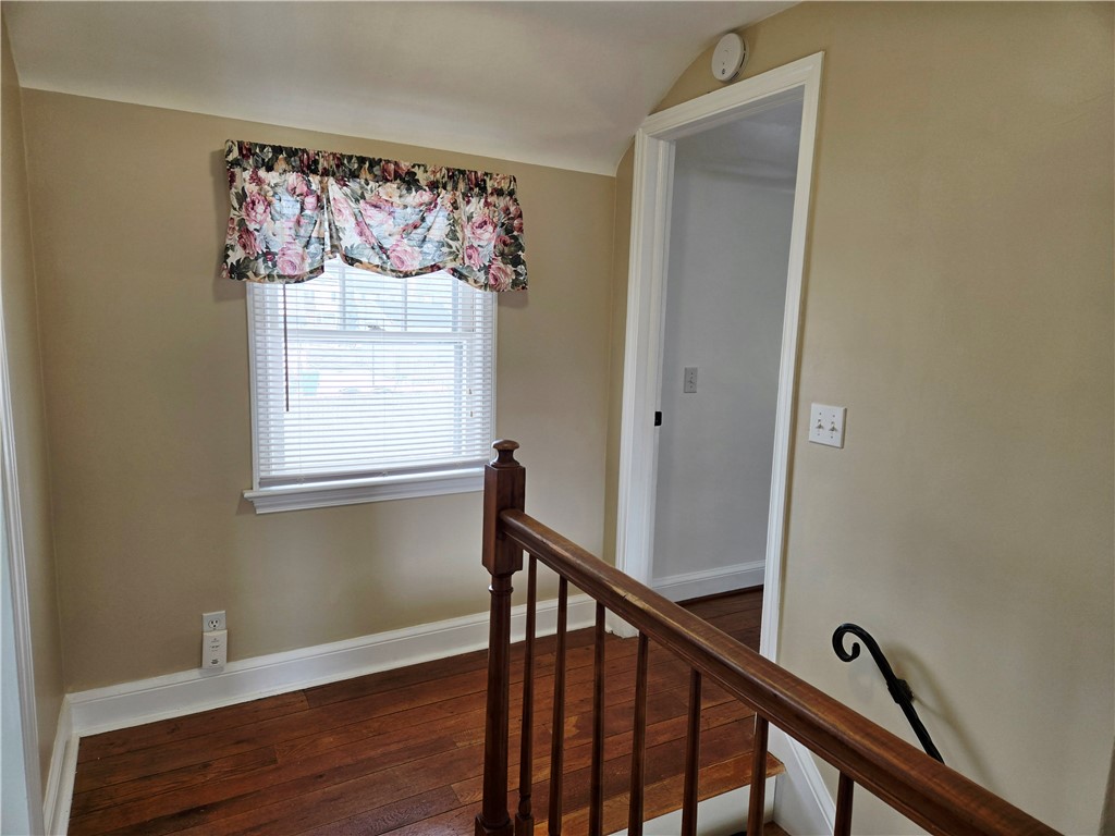 146 Burwell Road Irondequoit, NY 14617 - Photo 17 of 47