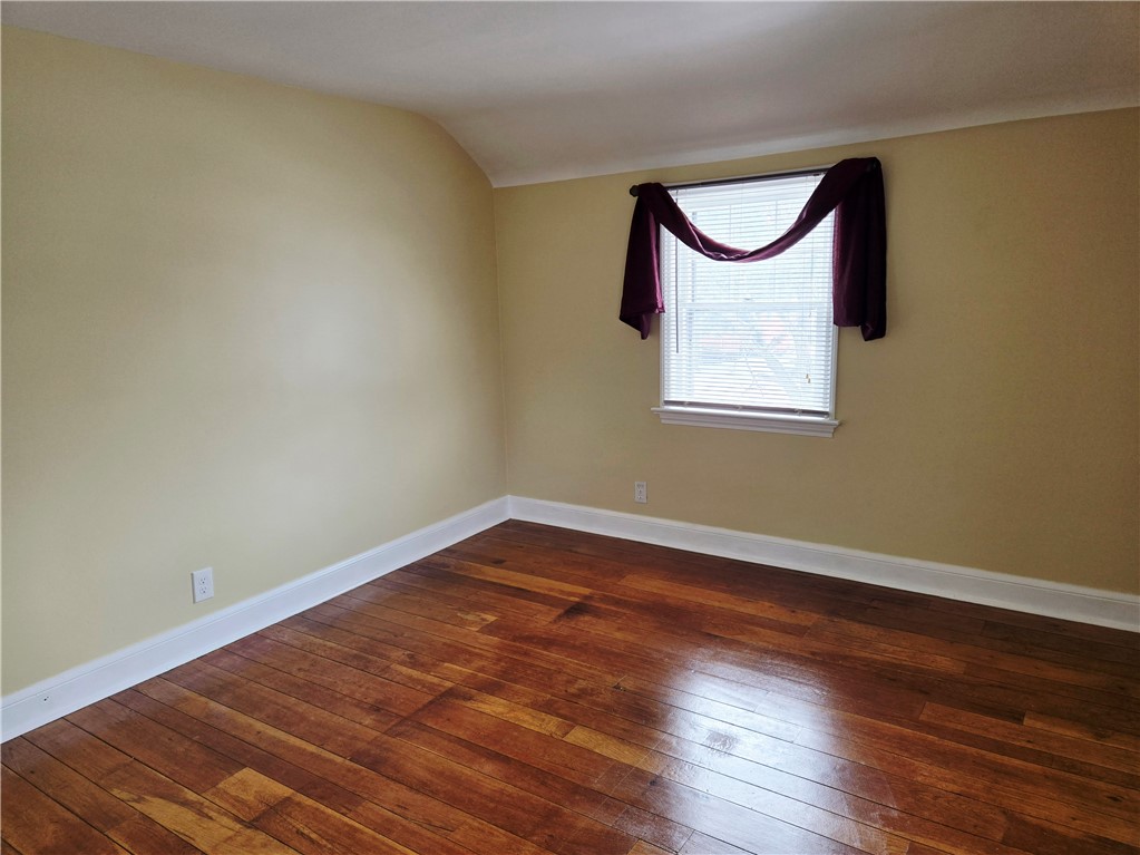 146 Burwell Road Irondequoit, NY 14617 - Photo 18 of 47