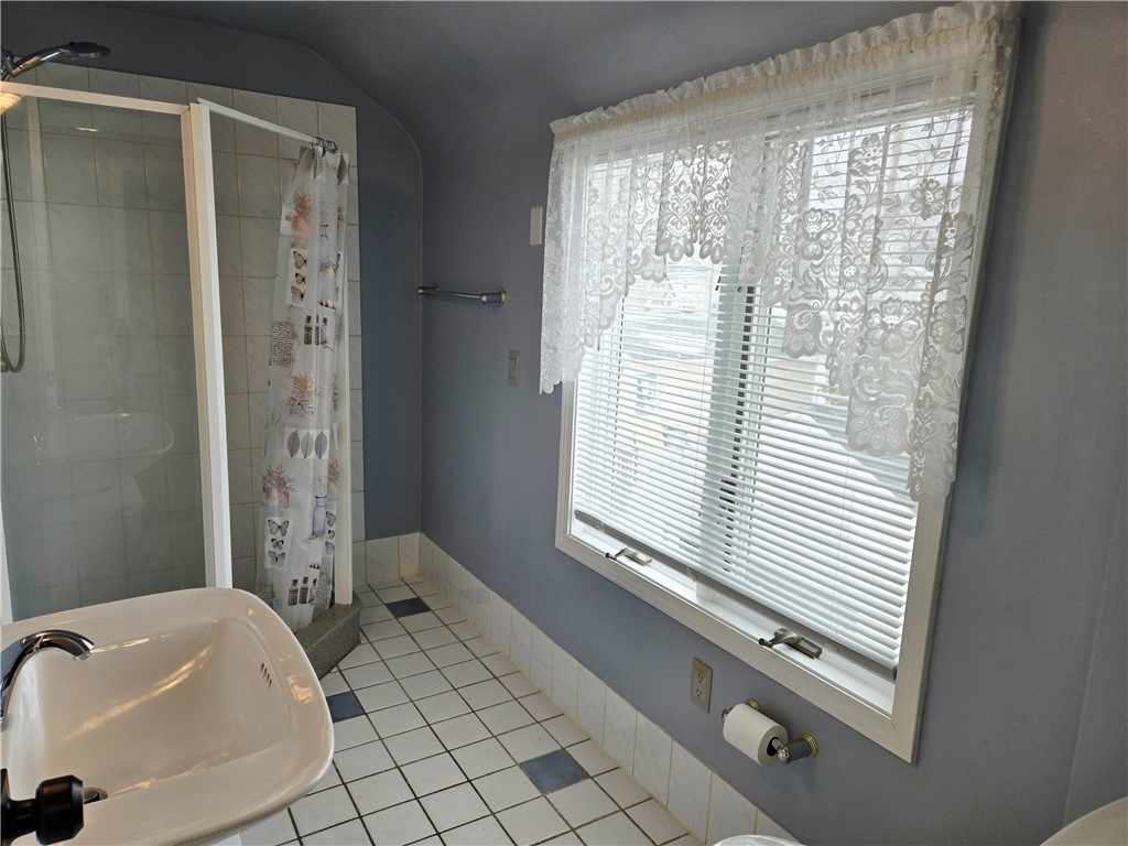 146 Burwell Road Irondequoit, NY 14617 - Photo 22 of 47