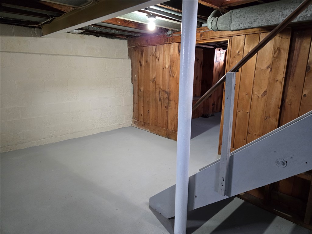 146 Burwell Road Irondequoit, NY 14617 - Photo 38 of 47