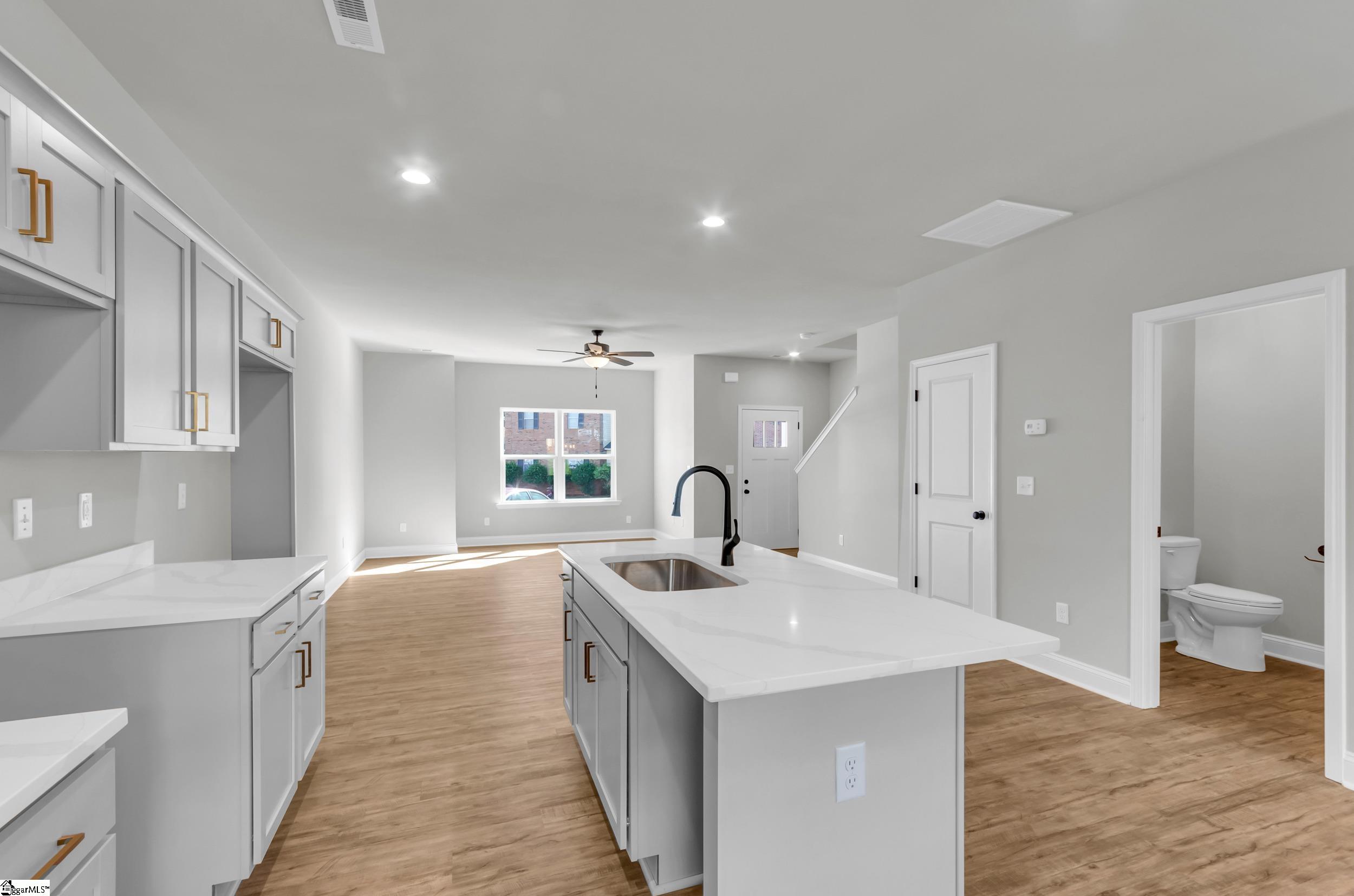 215 Duncan Chapel Road, Unit 42 Greenville, SC 29617 - Photo 13 of 29