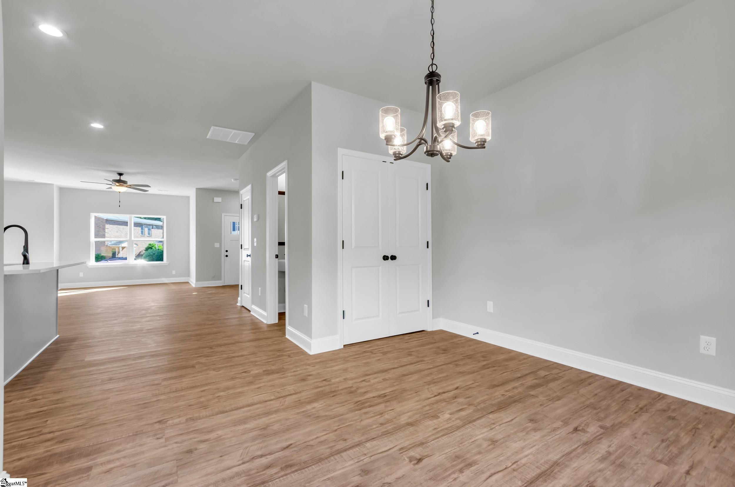 215 Duncan Chapel Road, Unit 42 Greenville, SC 29617 - Photo 14 of 29