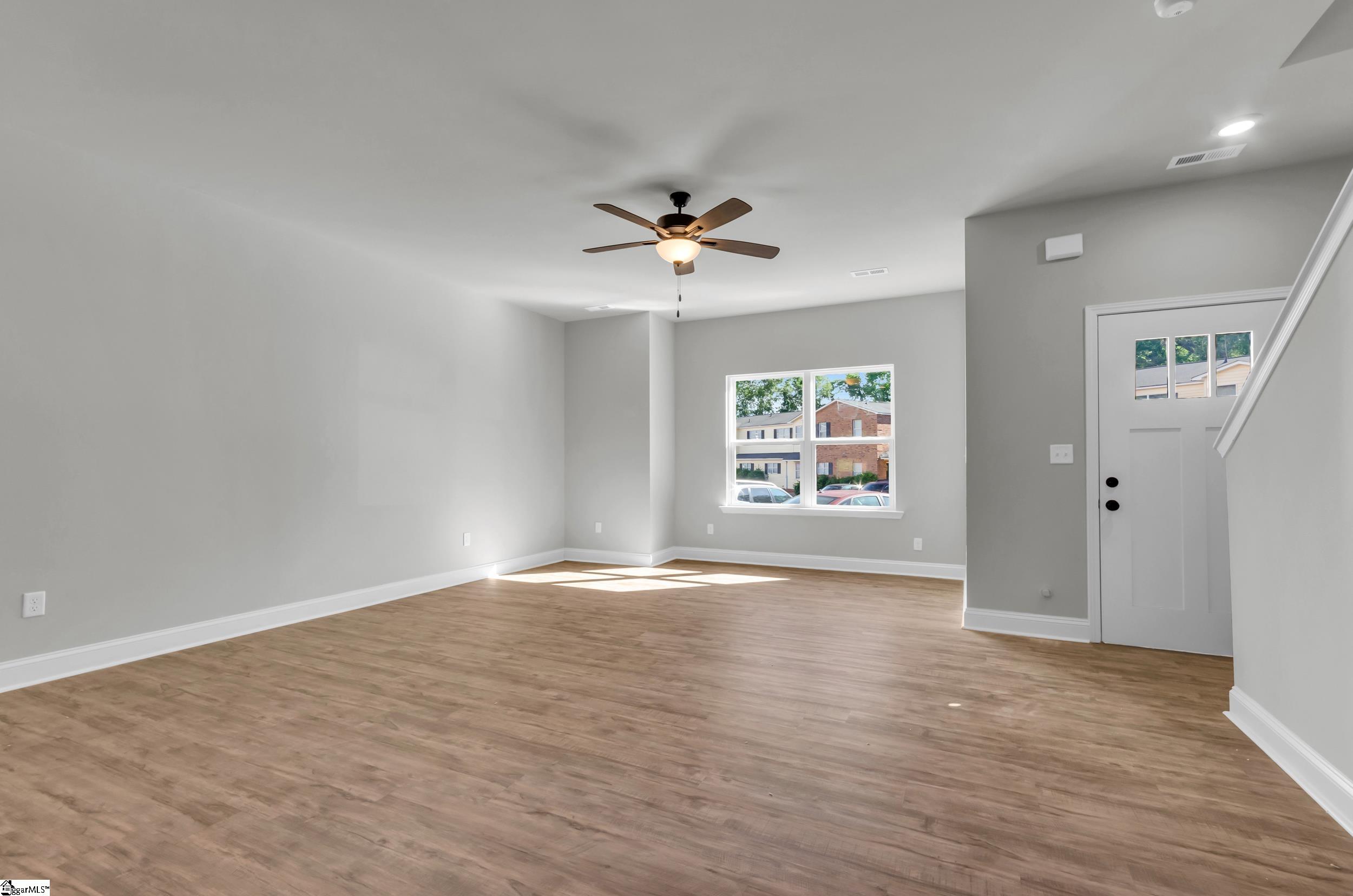 215 Duncan Chapel Road, Unit 42 Greenville, SC 29617 - Photo 4 of 29