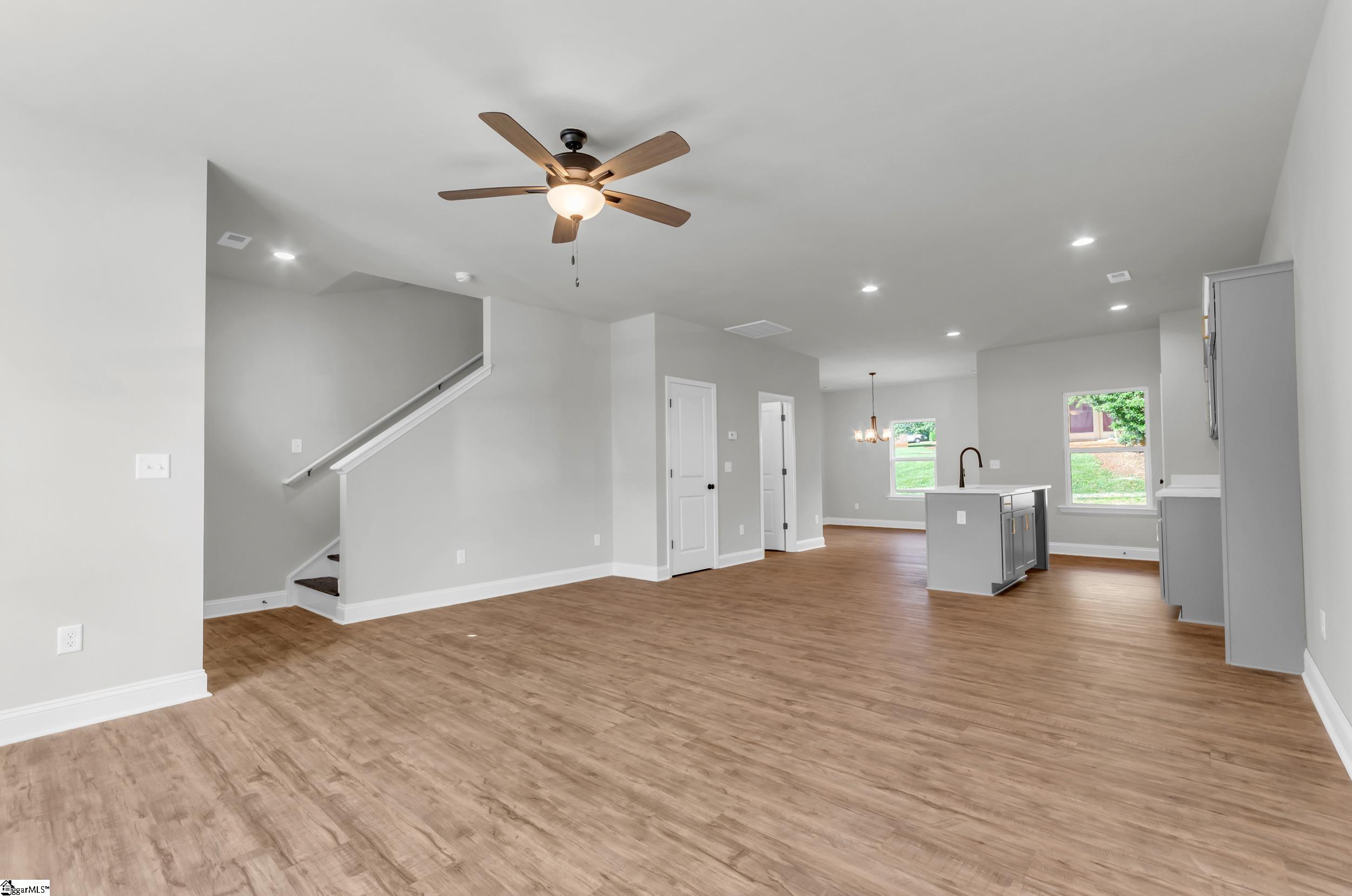 215 Duncan Chapel Road, Unit 42 Greenville, SC 29617 - Photo 6 of 29