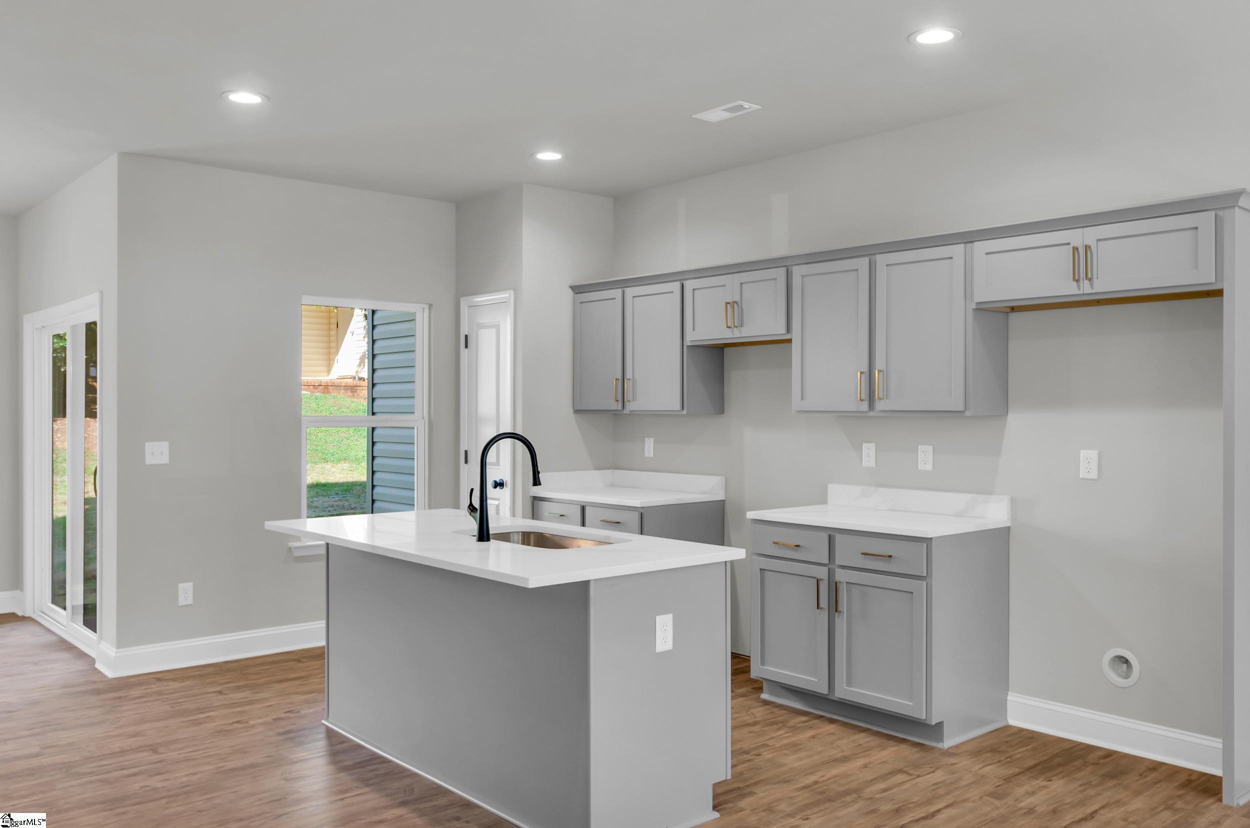 215 Duncan Chapel Road, Unit 42 Greenville, SC 29617 - Photo 9 of 29