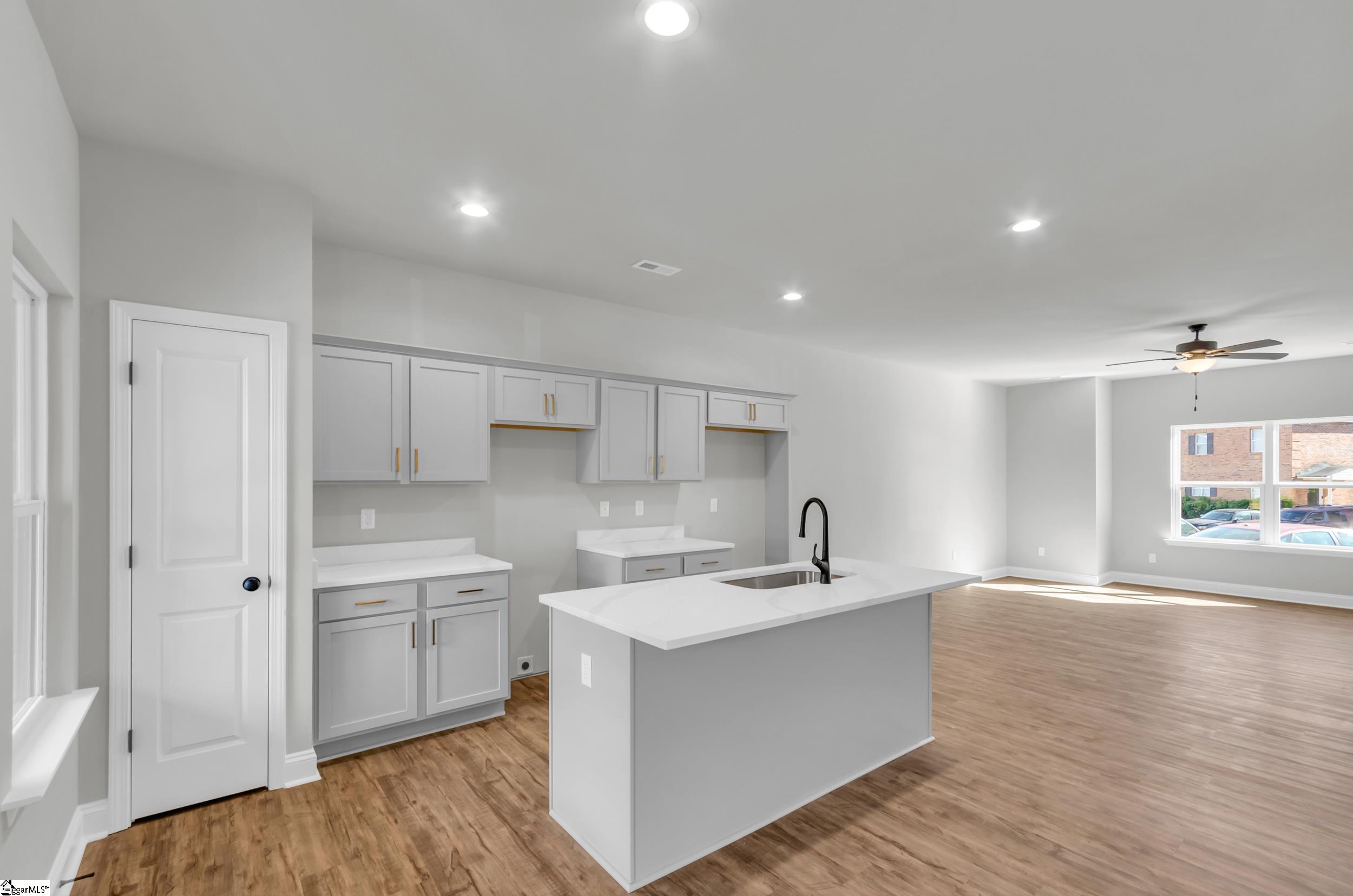 215 Duncan Chapel Road, Unit 42 Greenville, SC 29617 - Photo 10 of 29