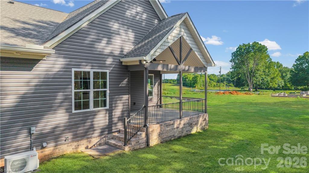 109 Frost Road Advance, NC 27006 - Photo 4 of 48 Gallery Image 4