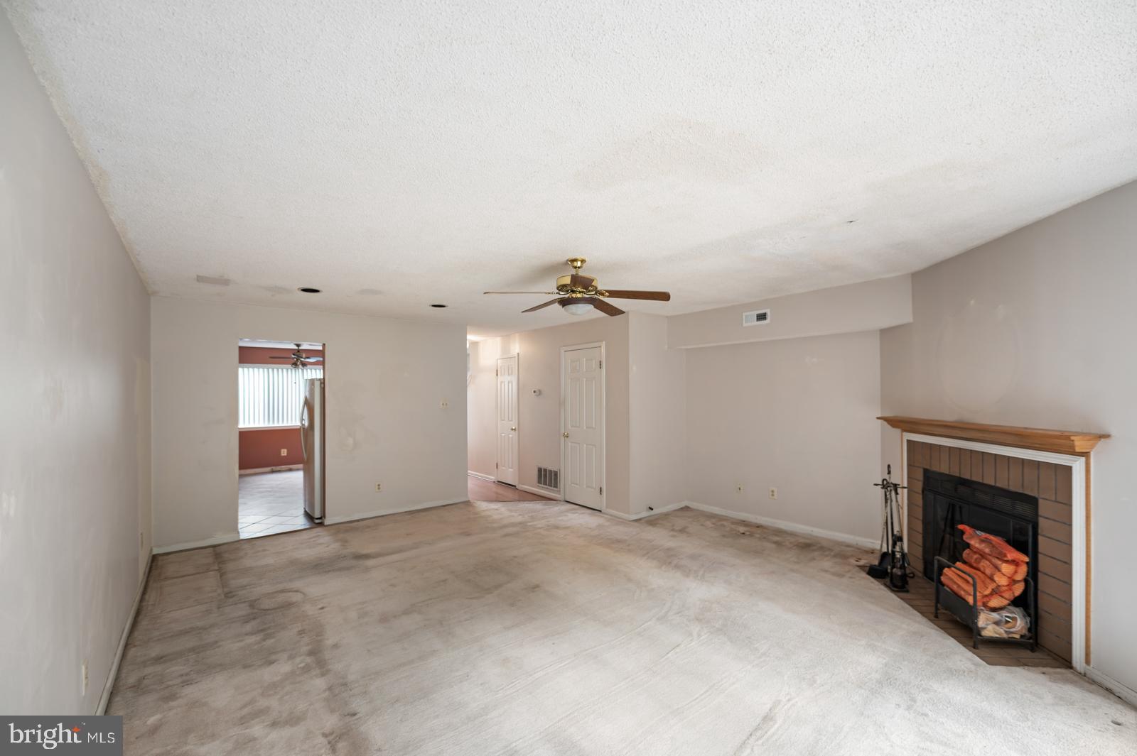 333 Brigade Court Chesterbrook, PA 19087 - Photo 18 of 35 Living Room