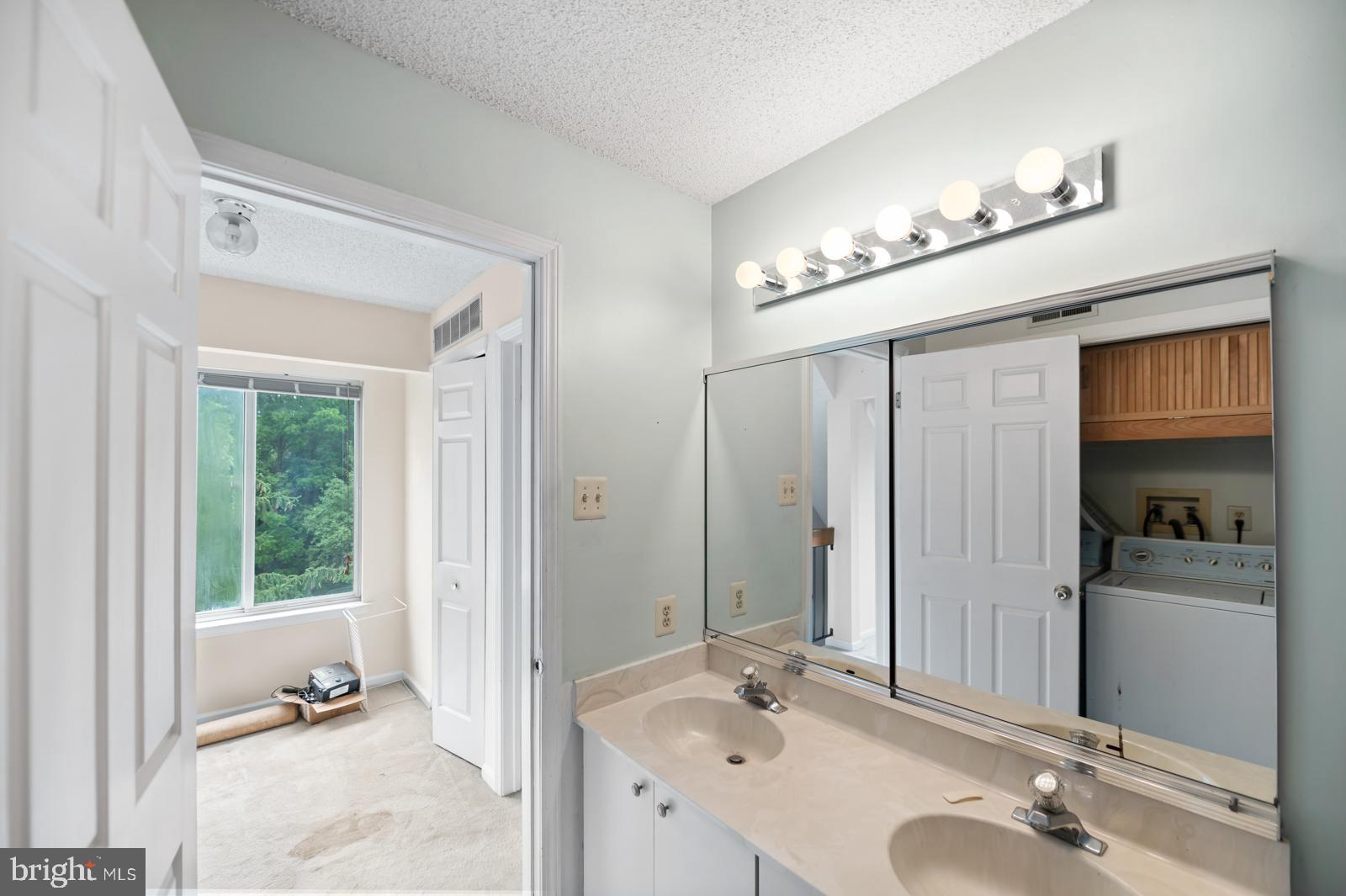333 Brigade Court Chesterbrook, PA 19087 - Photo 28 of 35 Second Floor Bathroom