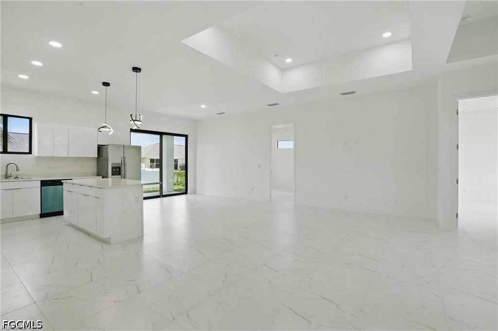 472 Rajah Street Lehigh Acres, FL 33974 - Photo 11 of 25