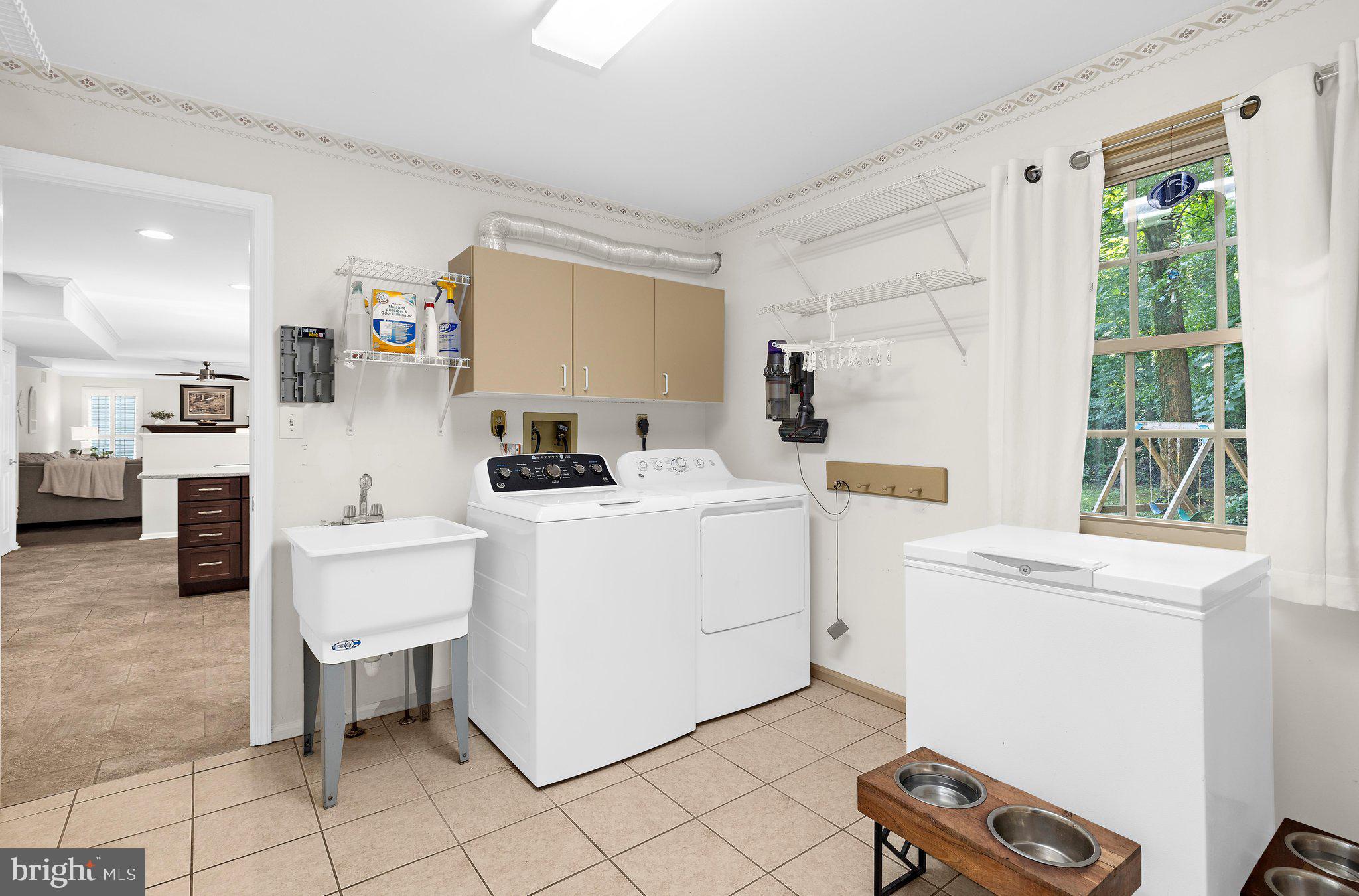 21 Old Sturbridge Road Arnold, MD 21012 - Photo 39 of 49 Laundry Room/Mud Room