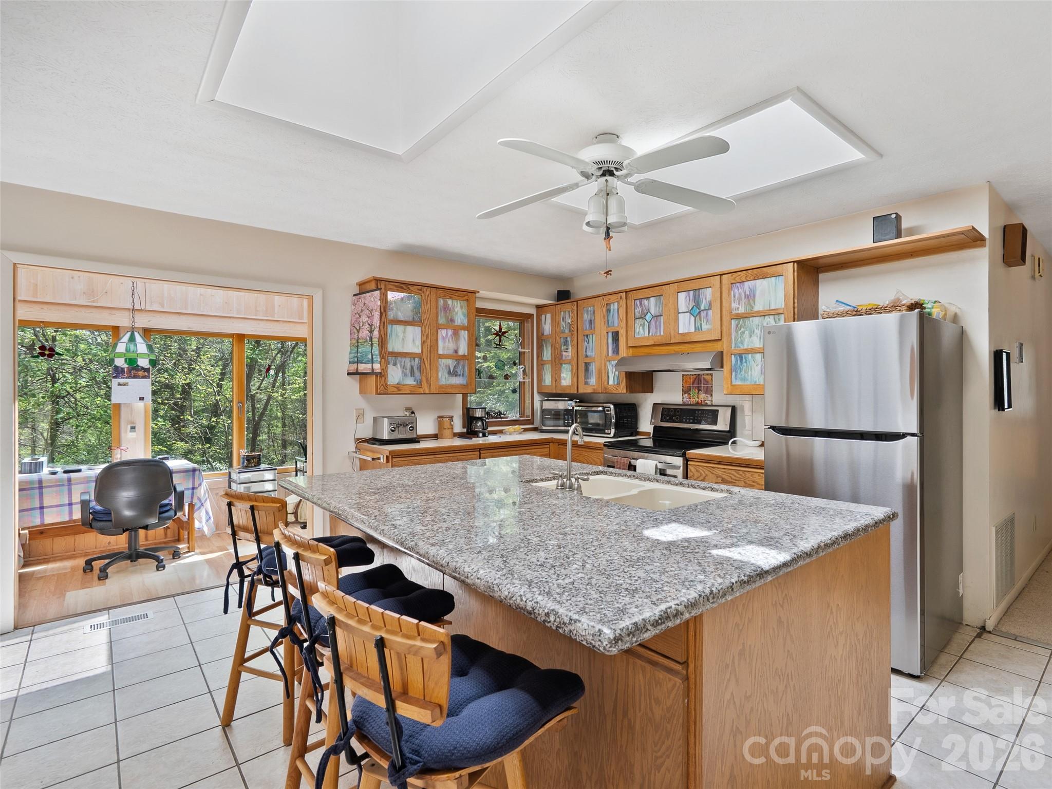 120 Carter Cove Road Asheville, NC 28804 - Photo 8 of 47