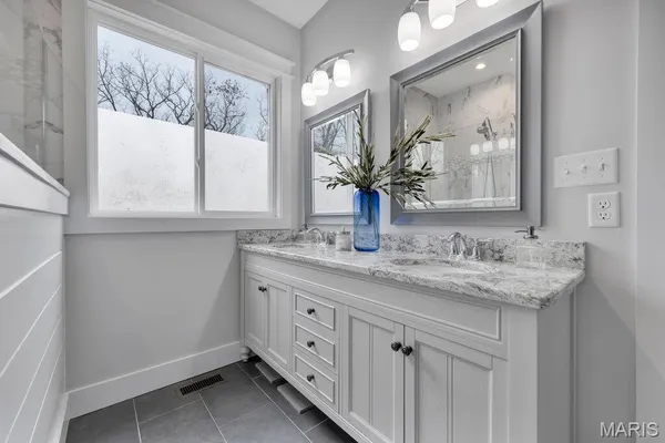 $549,900 | 280 Whitetail Lane, Warrenton, MO 63383