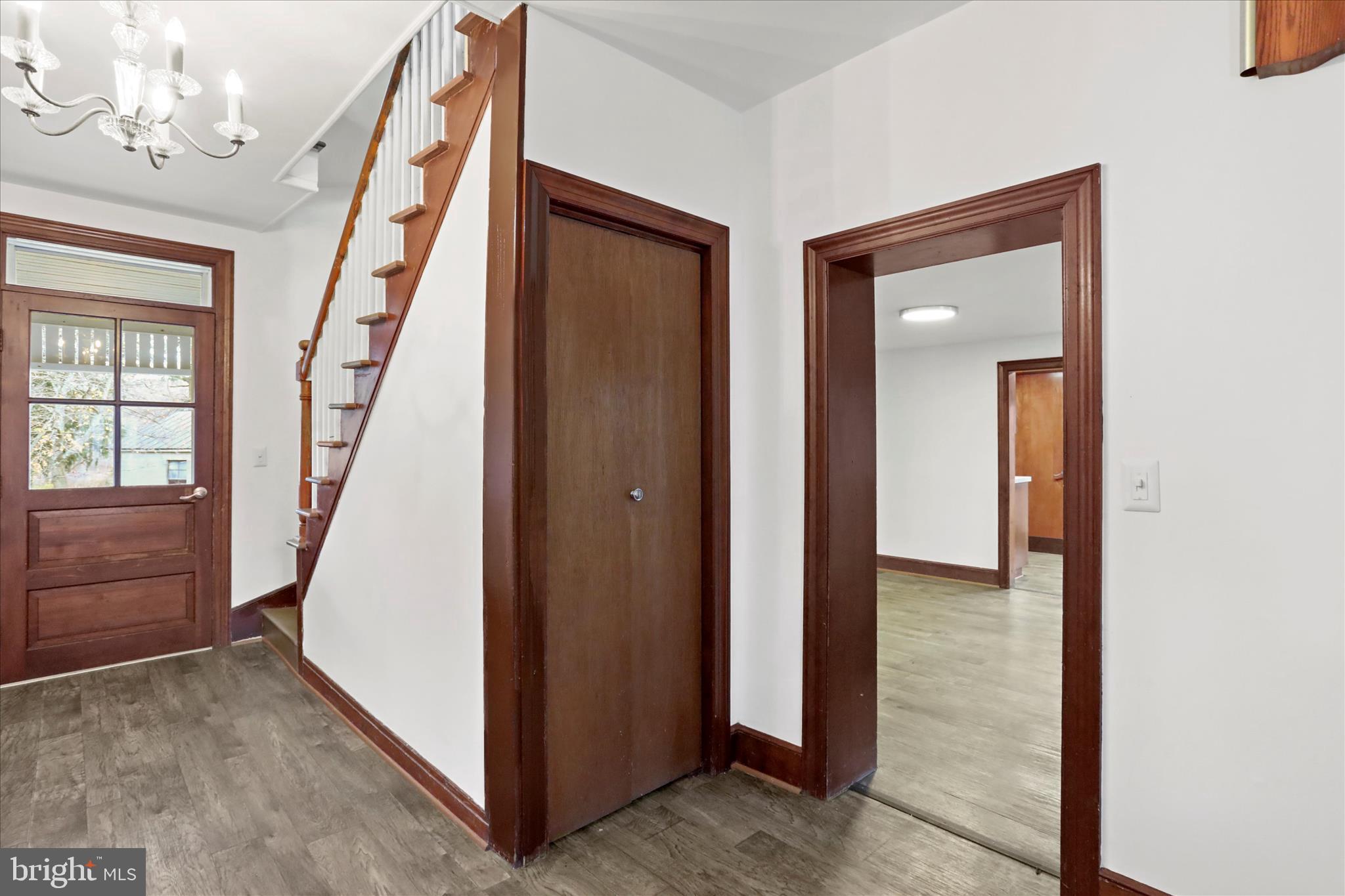 12487 Wolfsville Road Myersville, MD 21773 - Photo 6 of 49