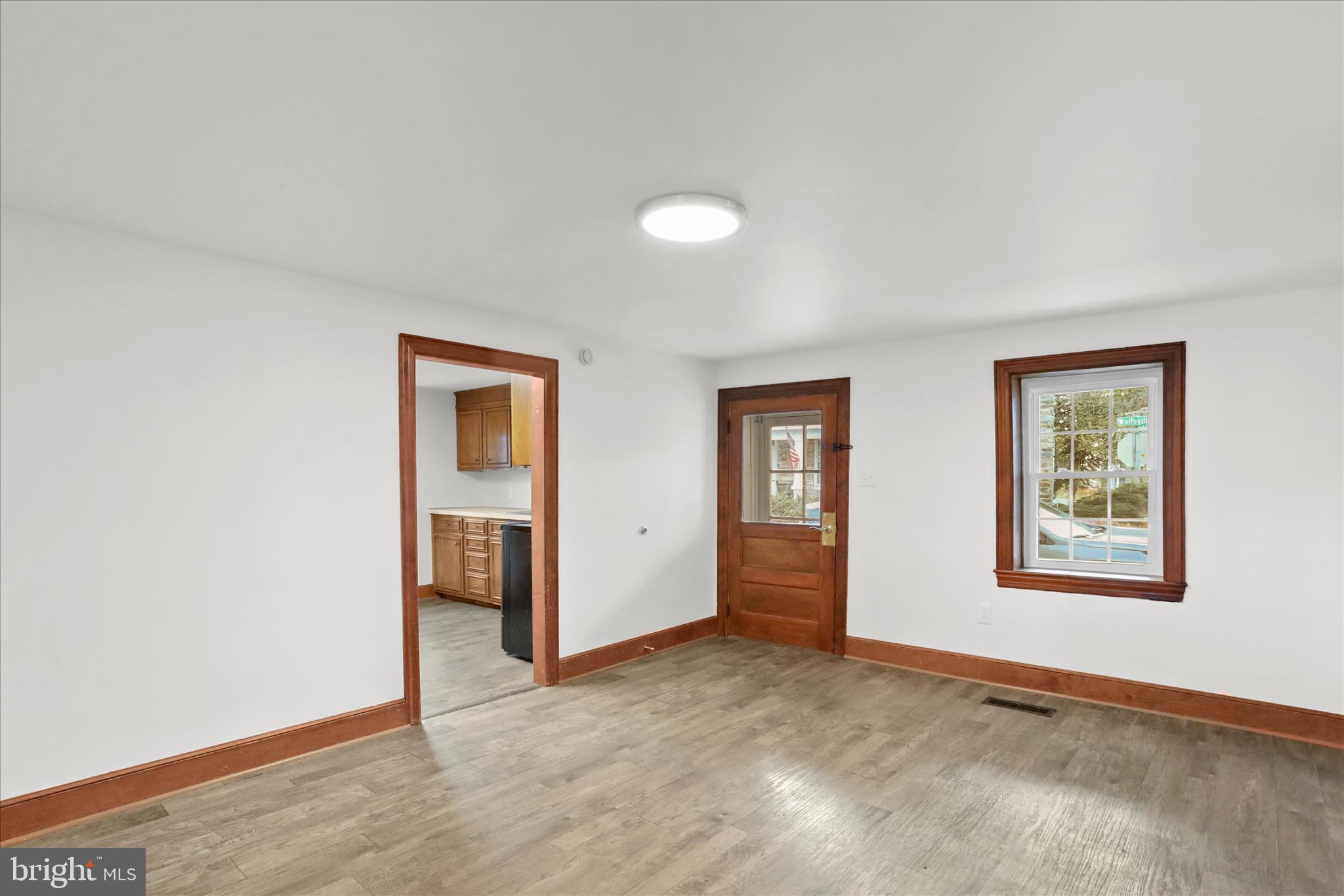 12487 Wolfsville Road Myersville, MD 21773 - Photo 8 of 49