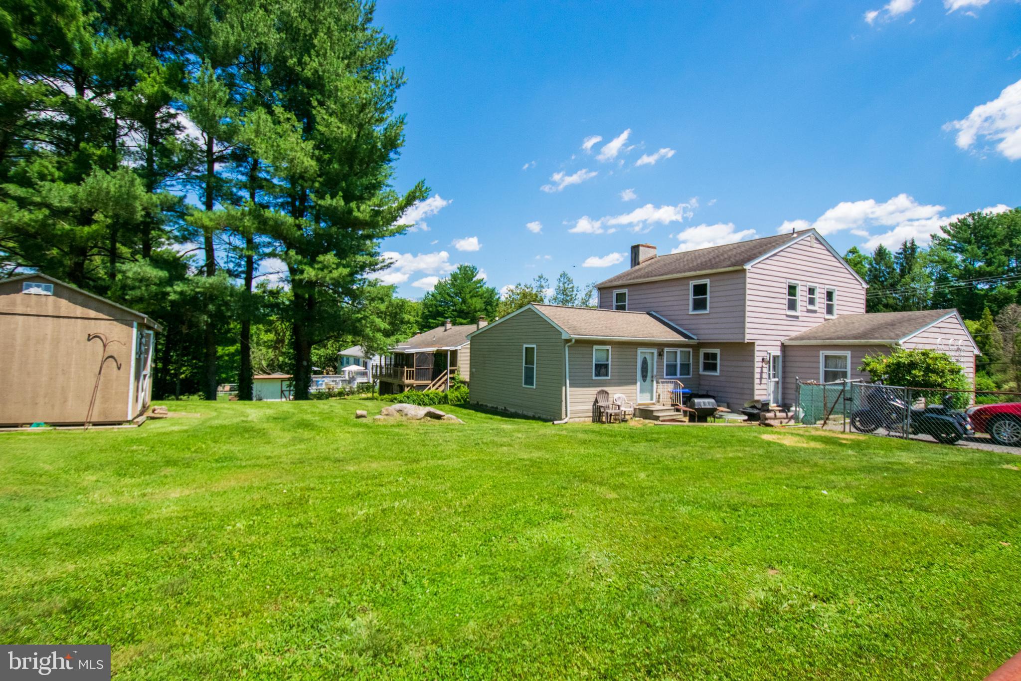 2402 Larkin Road Boothwyn, PA 19061 - Photo 35 of 36 Gallery Image 35
