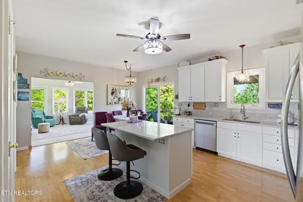 $700,000 | 446 Gaut Road, Dandridge, TN 37725
